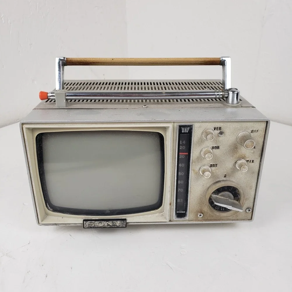 Vintage Sony 5-305UW Transistor Portable TV UHF VHF Silver Television Untested